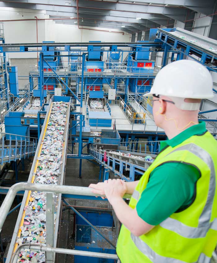 Waste on a conveyor belt